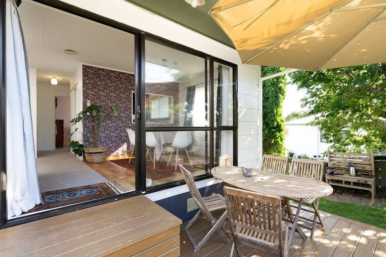 Photo of property in 16 Meander Drive, Welcome Bay, Tauranga, 3112