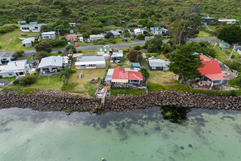 Photo of property in 940 Harington Point Road, Harington Point, Dunedin, 9077