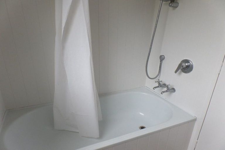 Photo of property in 4/73 Clare Road, St Albans, Christchurch, 8014