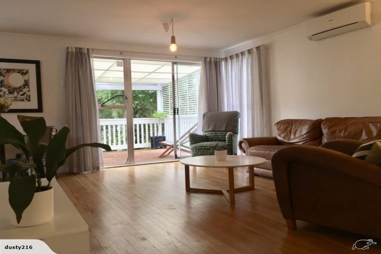 Photo of property in 1/47 Flaxdale Street, Birkdale, Auckland, 0626