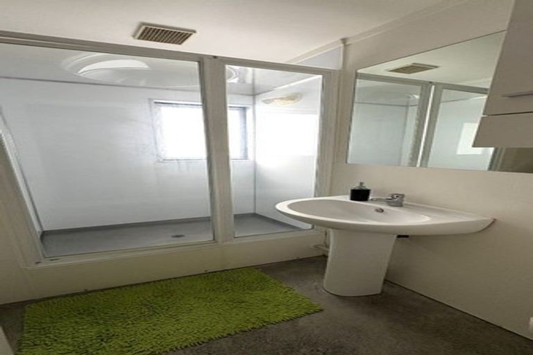 Photo of property in 12 Central Avenue, Avenues, Whangarei, 0110