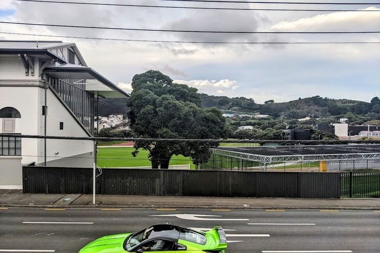 Photo of property in 30 Sussex Street, Mount Cook, Wellington, 6021