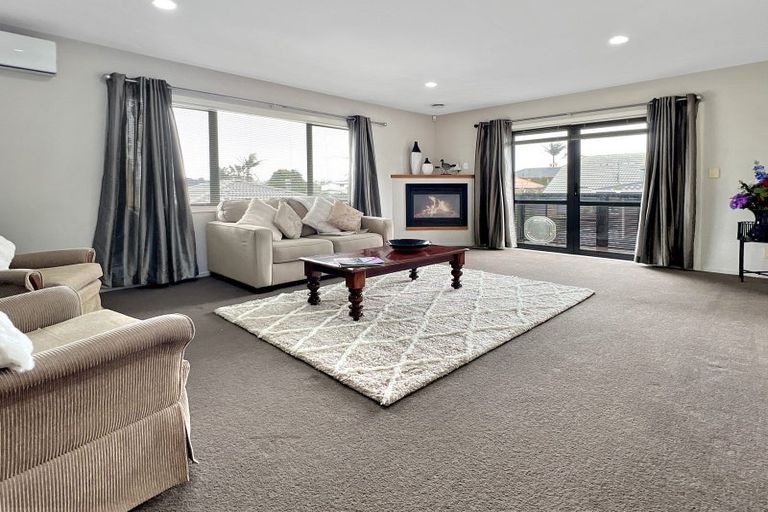Photo of property in 35a Baird Street, Howick, Auckland, 2014
