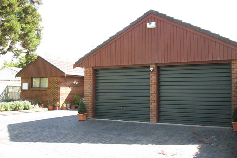 Photo of property in 30 Wyndrum Avenue, Waterloo, Lower Hutt, 5011