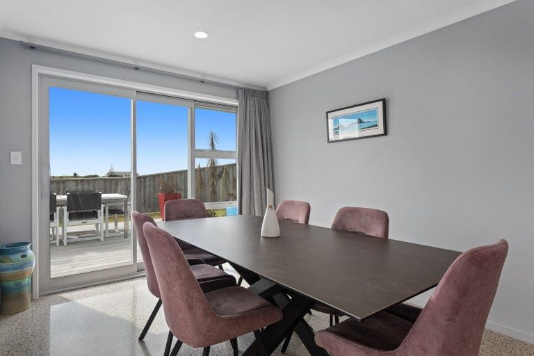 Photo of property in 12 Acacia Avenue, Coastlands, Whakatane, 3120