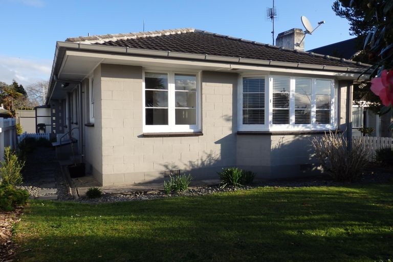 Photo of property in 17 Princes Street, Cambridge, 3434