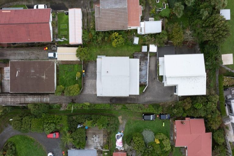 Photo of property in 71 Clifford Road, Johnsonville, Wellington, 6037