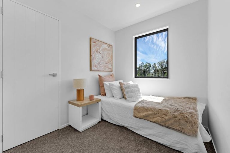 Photo of property in 9 Greenbrier Street, Westgate, 0814