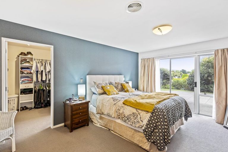 Photo of property in 12 Millennium Hill, Paraparaumu, 5032