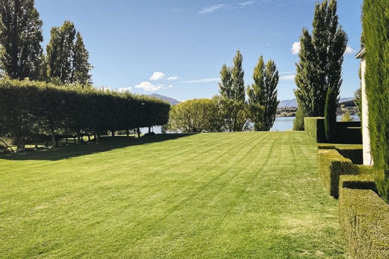 Photo of property in 29 Morrows Mead, Wanaka, 9305