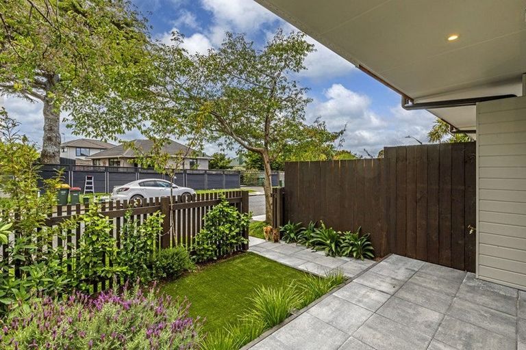 Photo of property in 3/20 Moor Avenue, Te Atatu Peninsula, Auckland, 0610