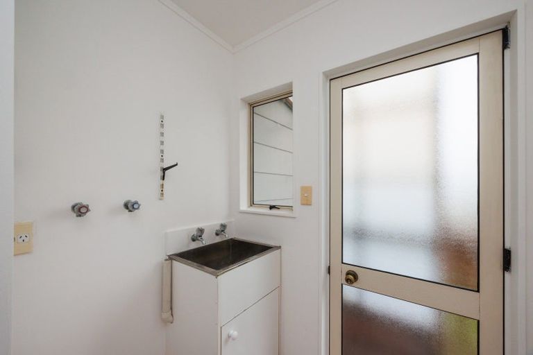 Photo of property in 101 Hillcrest Drive, Kelvin Grove, Palmerston North, 4414