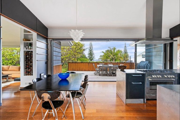 Photo of property in 107 Russell Bruce Place, Onemana, Whangamata, 3691
