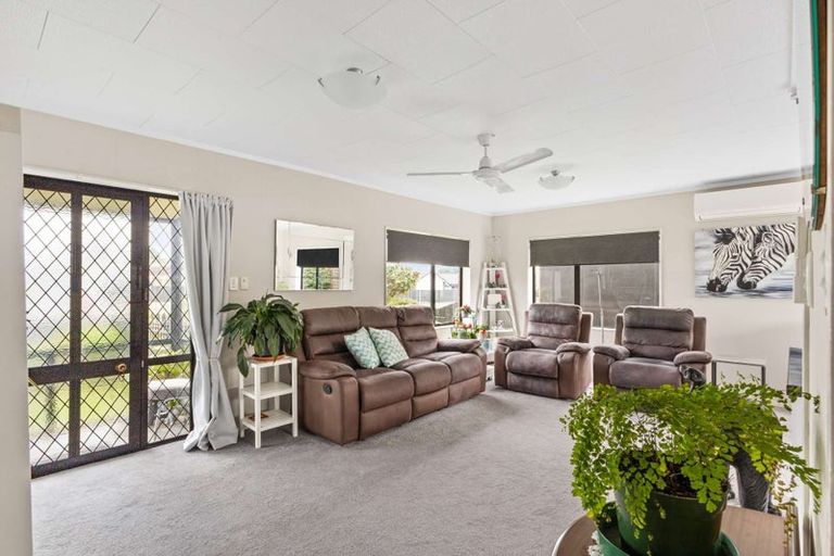 Photo of property in 1/1 Coronation Avenue, Welbourn, New Plymouth, 4310