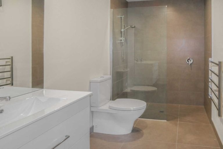 Photo of property in 95 Waimairi Road, Upper Riccarton, Christchurch, 8041