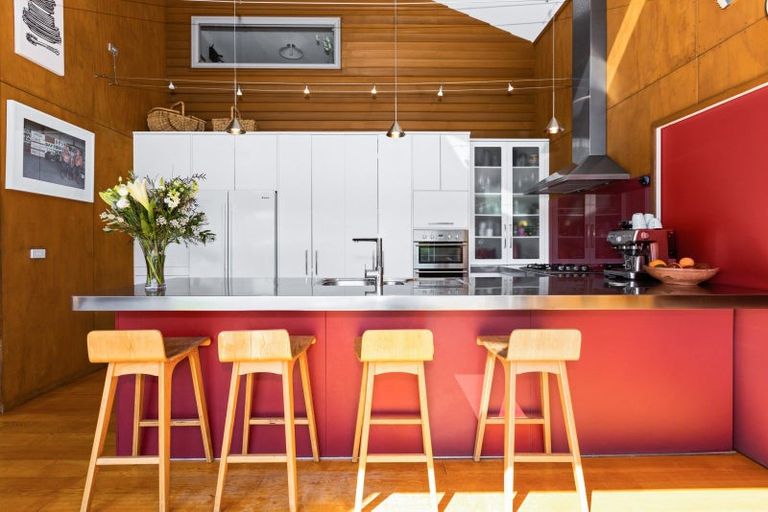 Photo of property in 88 Kent Terrace, Taradale, Napier, 4112