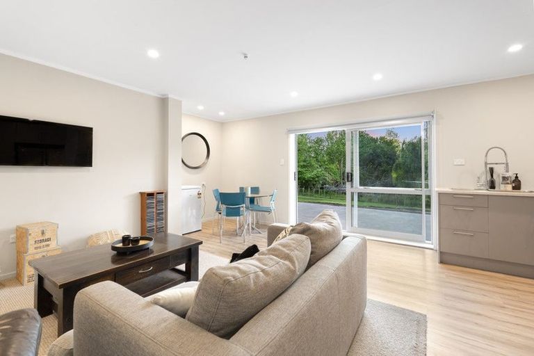 Photo of property in 16 Langford Place, Dairy Flat, Albany, 0792