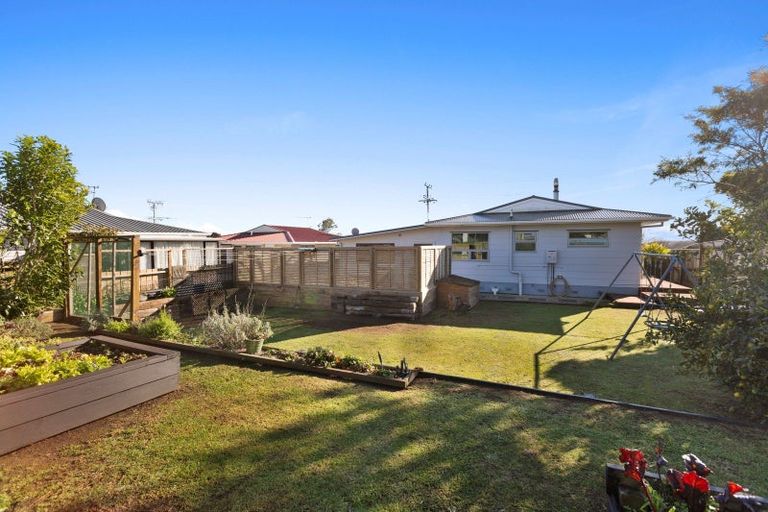 Photo of property in 68 Bayly Street, Waitara, 4320