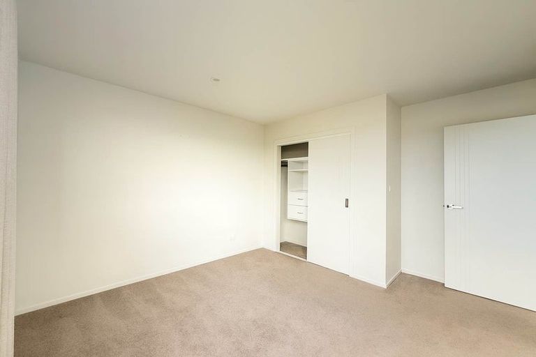 Photo of property in 6 Paina Crescent, Massey, Auckland, 0614