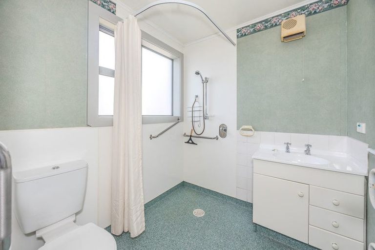 Photo of property in 20 Teviot Street, Oamaru North, Oamaru, 9400