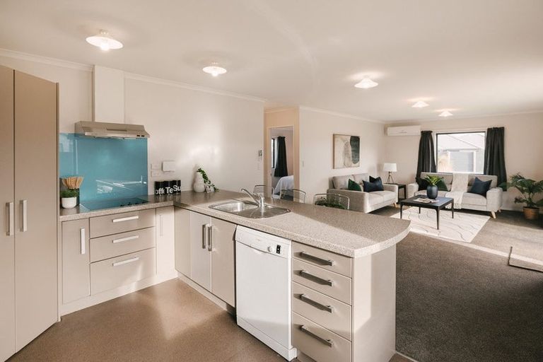 Photo of property in 22 Phillips Street, Sanson, 4817