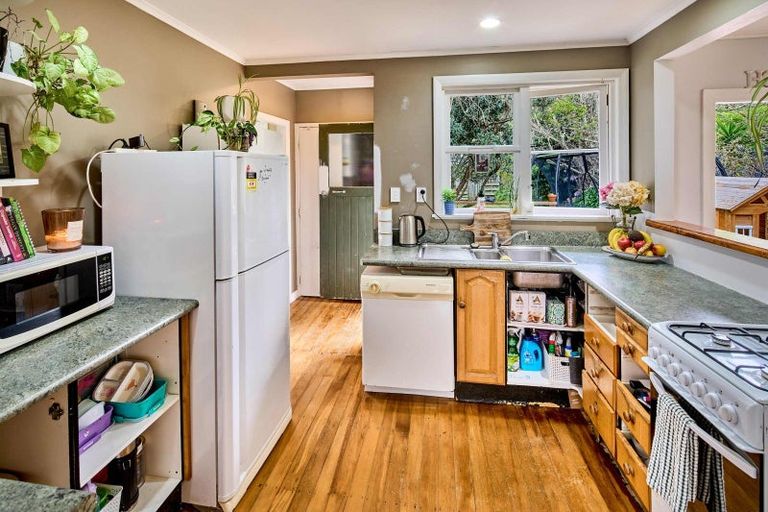 Photo of property in 47 Hay Street, Naenae, Lower Hutt, 5011