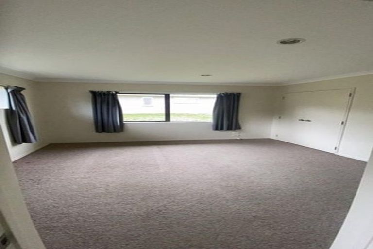 Photo of property in 92 Ridgeway Drive, Te Kamo, Whangarei, 0112