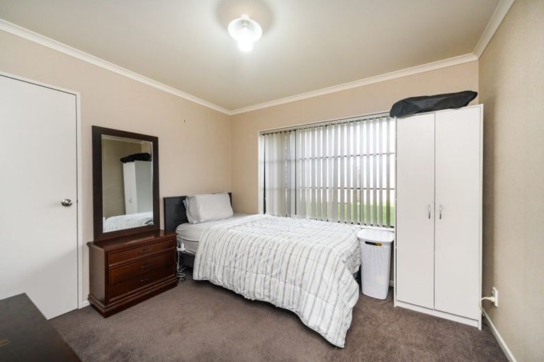 Photo of property in 34 Geneva Terrace, Kelvin Grove, Palmerston North, 4414