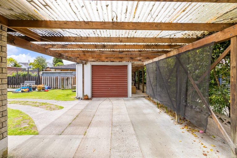 Photo of property in 28 Tamatea Road, Taupo, 3330