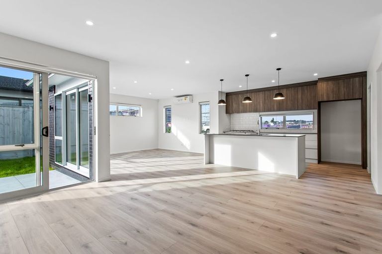 Photo of property in 32 Te Mura Crescent, Takanini, 2112