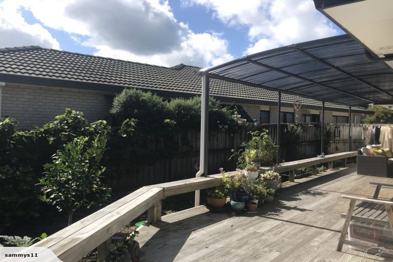 Photo of property in 11 Starlight Cove, Hobsonville, Auckland, 0618