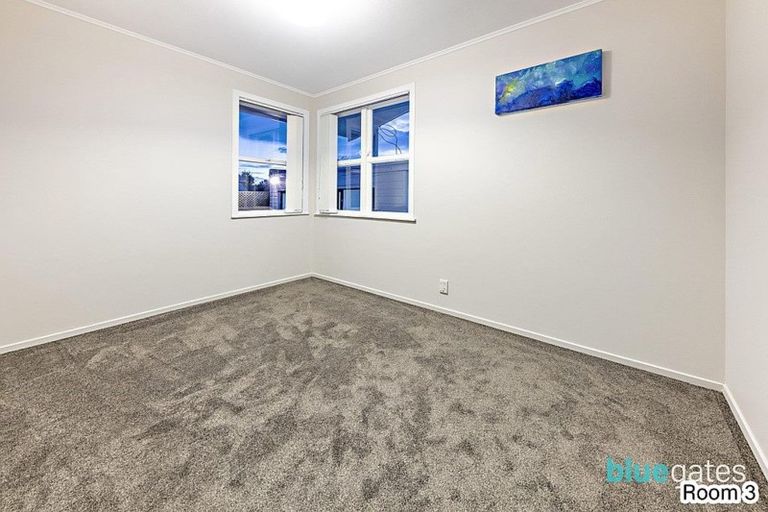 Photo of property in 12 Hywell Place, Manurewa, Auckland, 2102