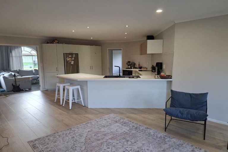 Photo of property in 27 Cranbrook Place, Rototuna North, Hamilton, 3210