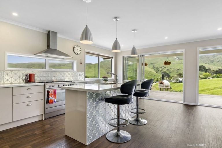 Photo of property in 974 Ohariu Valley Road, Ohariu, Wellington, 6037