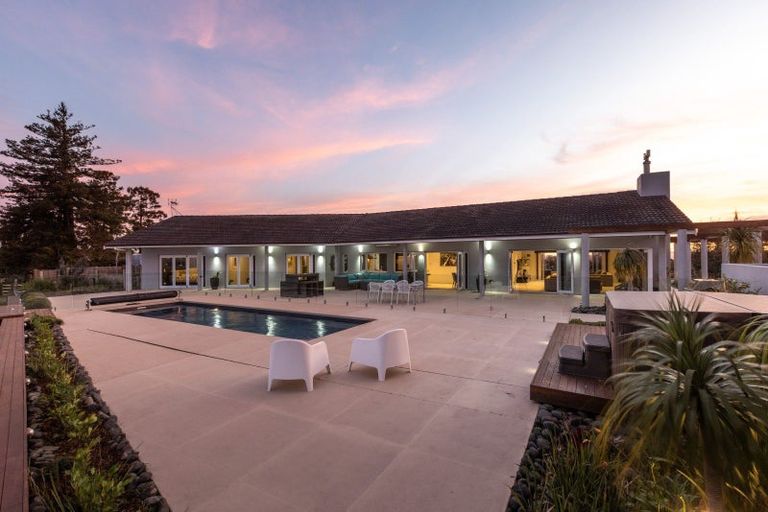 Photo of property in 298 Mahurangi West Road, Puhoi, Warkworth, 0983