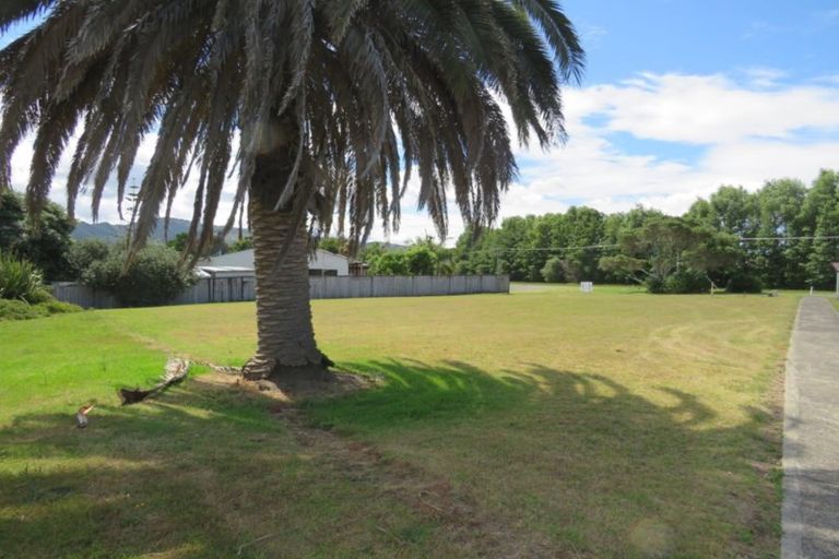 Photo of property in 1 Hei Esplanade, Whitianga, 3510