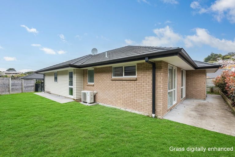 Photo of property in 26 Mooring Close, Whitby, Porirua, 5024