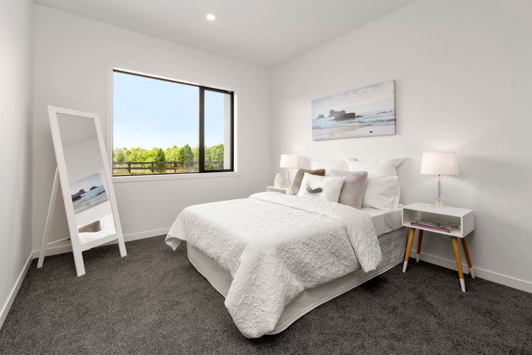 Photo of property in 35 Mike Smith Drive, Cambridge, 3434