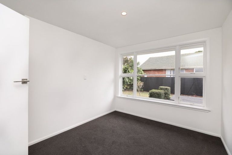 Photo of property in 2 Anstorer Street, Bryndwr, Christchurch, 8053