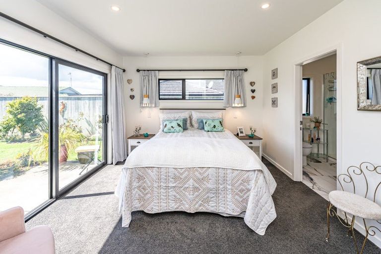 Photo of property in 4 Simon Street, Tawhero, Whanganui, 4501