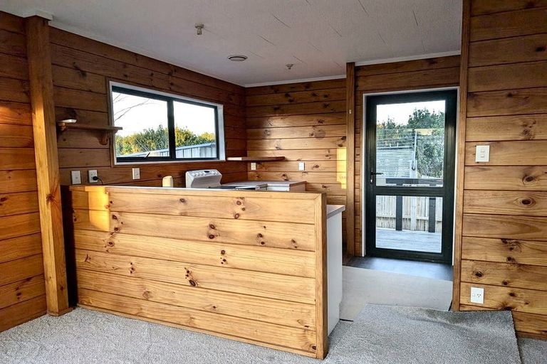 Photo of property in 5 Indus Place, Half Moon Bay, Auckland, 2012