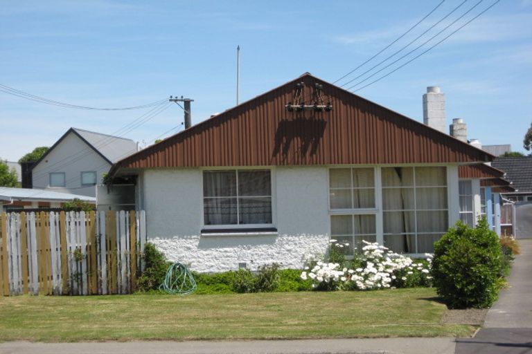 Photo of property in 2/89 Hills Road, Edgeware, Christchurch, 8013