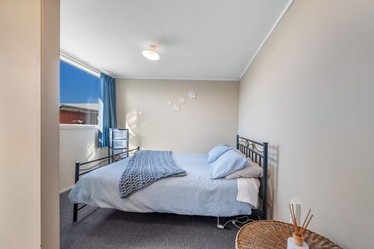 Photo of property in 3 Campbell Street, Alexandra, 9320