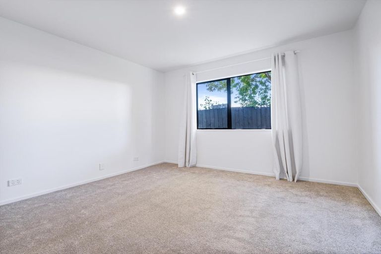 Photo of property in 487 Pages Road, Bexley, Christchurch, 8061