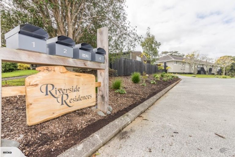 Photo of property in 4b Rheingold Place, Huapai, Kumeu, 0810
