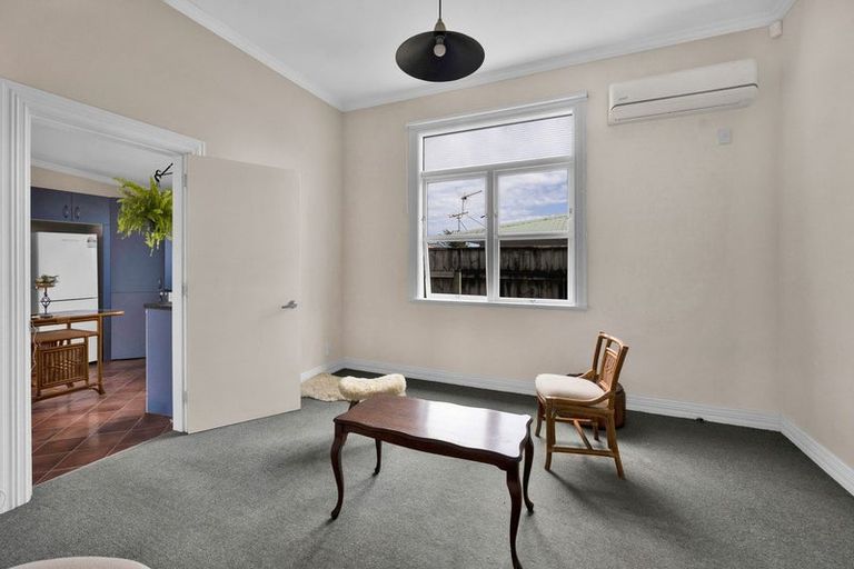 Photo of property in 22 Milmoe Street, Hawera, 4610