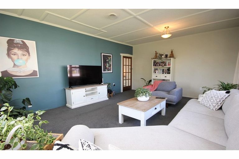 Photo of property in 7 Clouston Street, Saint Martins, Christchurch, 8022