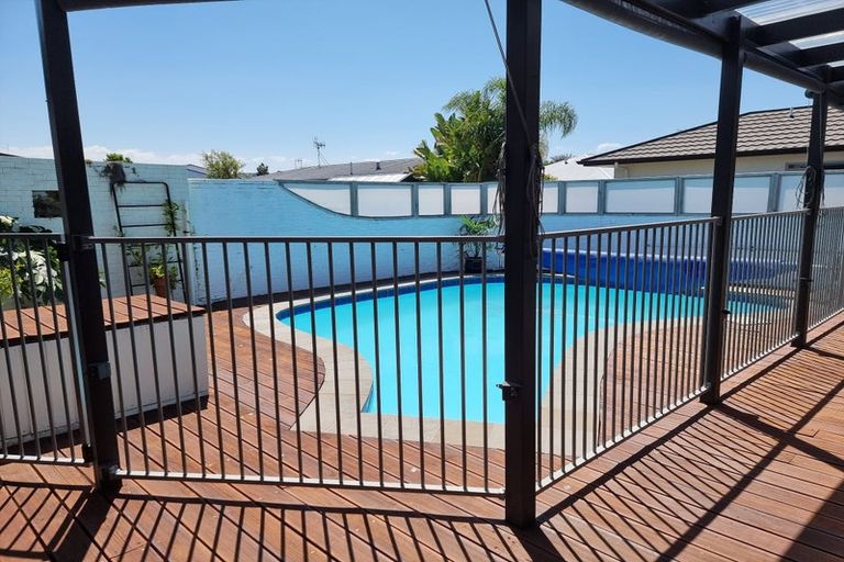 Photo of property in 1/117 Guppy Road, Taradale, Napier, 4112