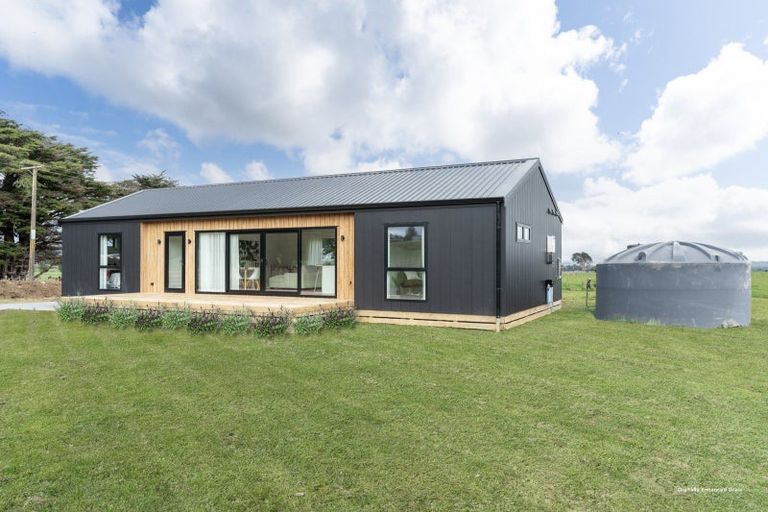Photo of property in 437 Pinfold Road, Papatawa, 4998