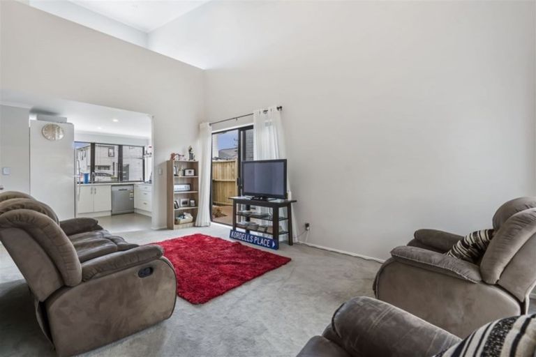 Photo of property in 39 Matata Drive, Takanini, 2112